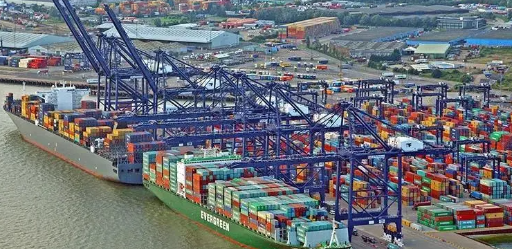 中国造船业拿下全球90%订单  --  亚游国际物流
