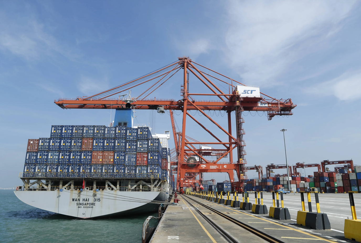 新箱交付更快！中远海运打造“启东－宁波”集装箱直达航线